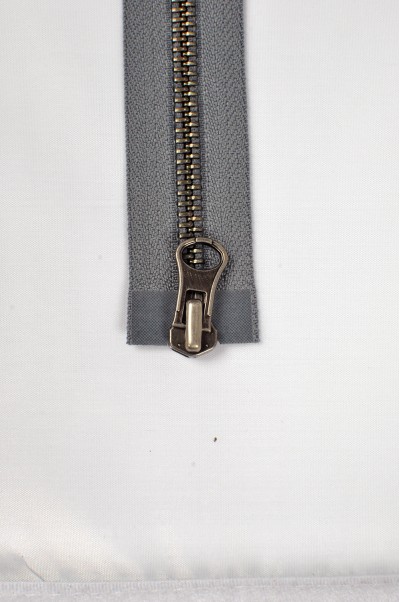 ZIP063  2號拉鏈 雙頭上下拉拉鏈 紅古銅牙拉鏈  開尾拉鏈 不設單獨拉鍊訂購 細節-1